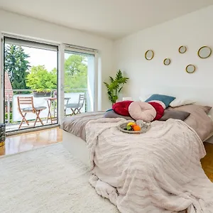 Apartment 2og Rechts - Wunderschöne 80m2 3-zimmer City Nähe Salzburg, Freilassing